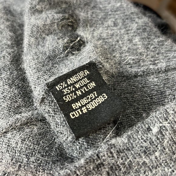 BCBG MAXAZRIA Angora Blend Short Sleeve Cardigan Gray-Large - Picture 4 of 4